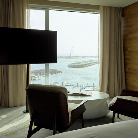 Hotel Octant Ponta Delgada Exteriér fotografie A room at the hotel