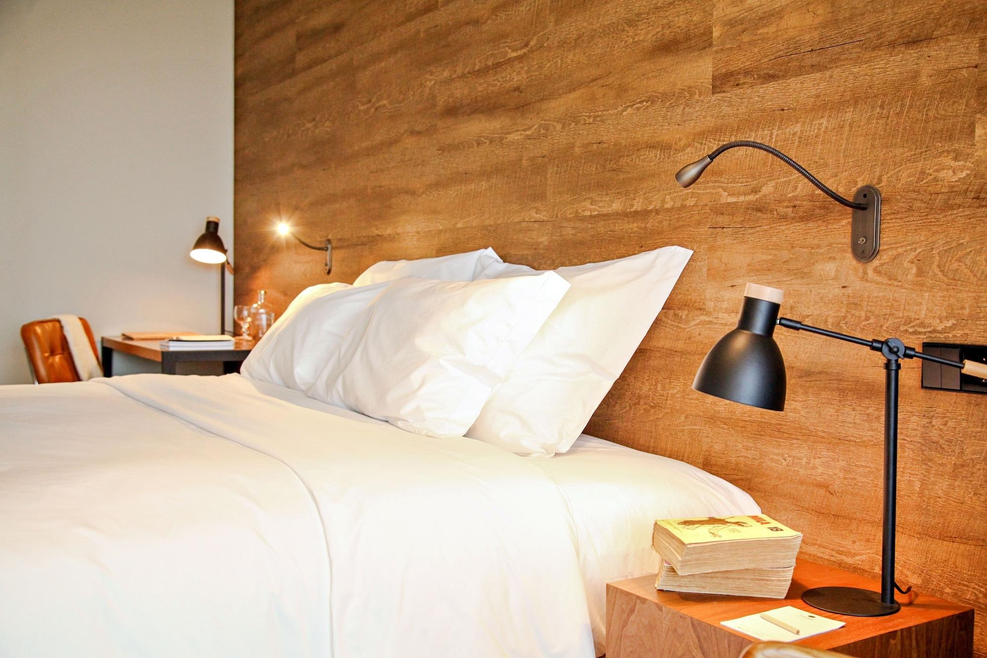 Hotel Octant Ponta Delgada Exteriér fotografie A wall light