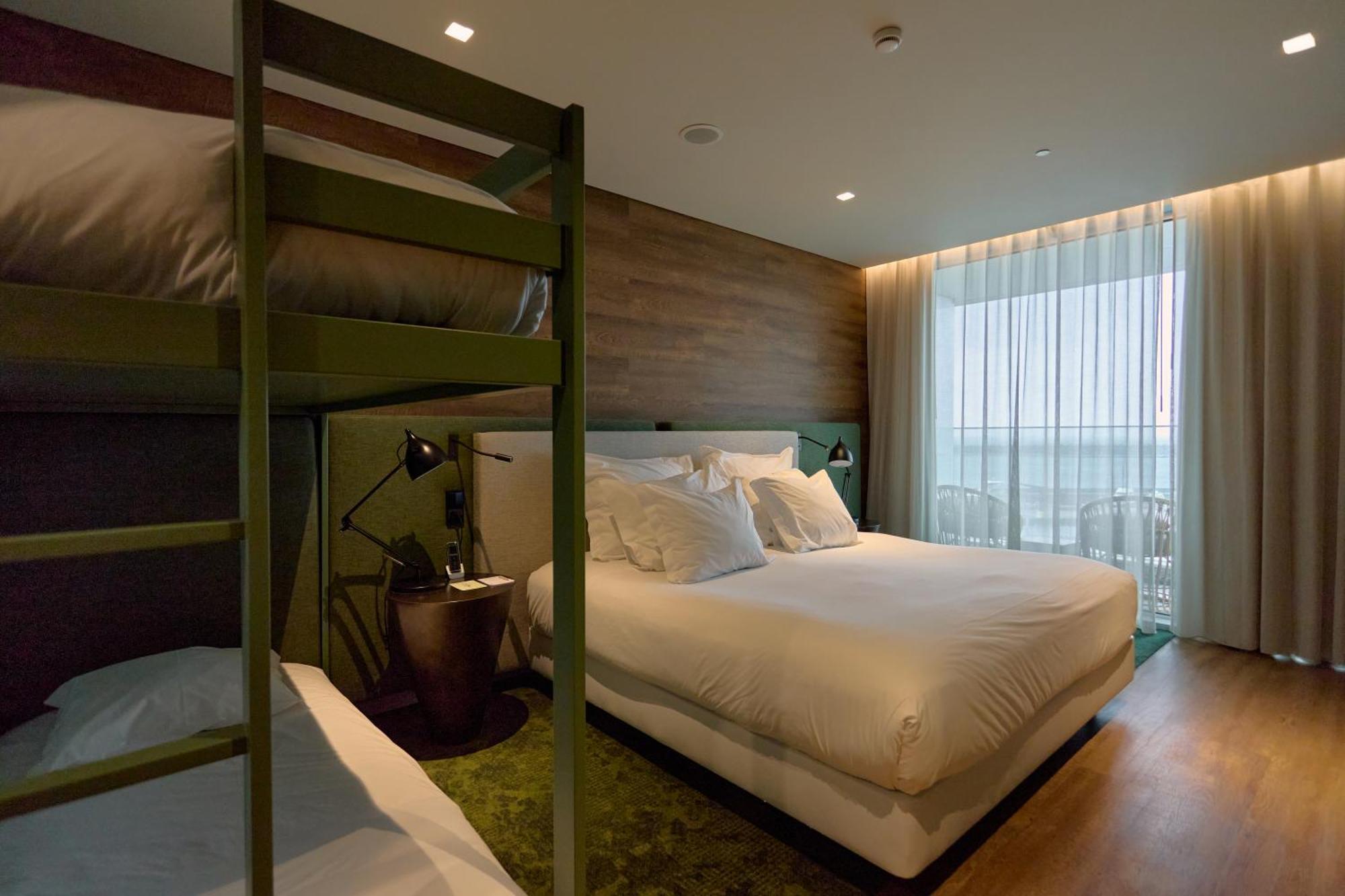 Hotel Octant Ponta Delgada Exteriér fotografie Family room