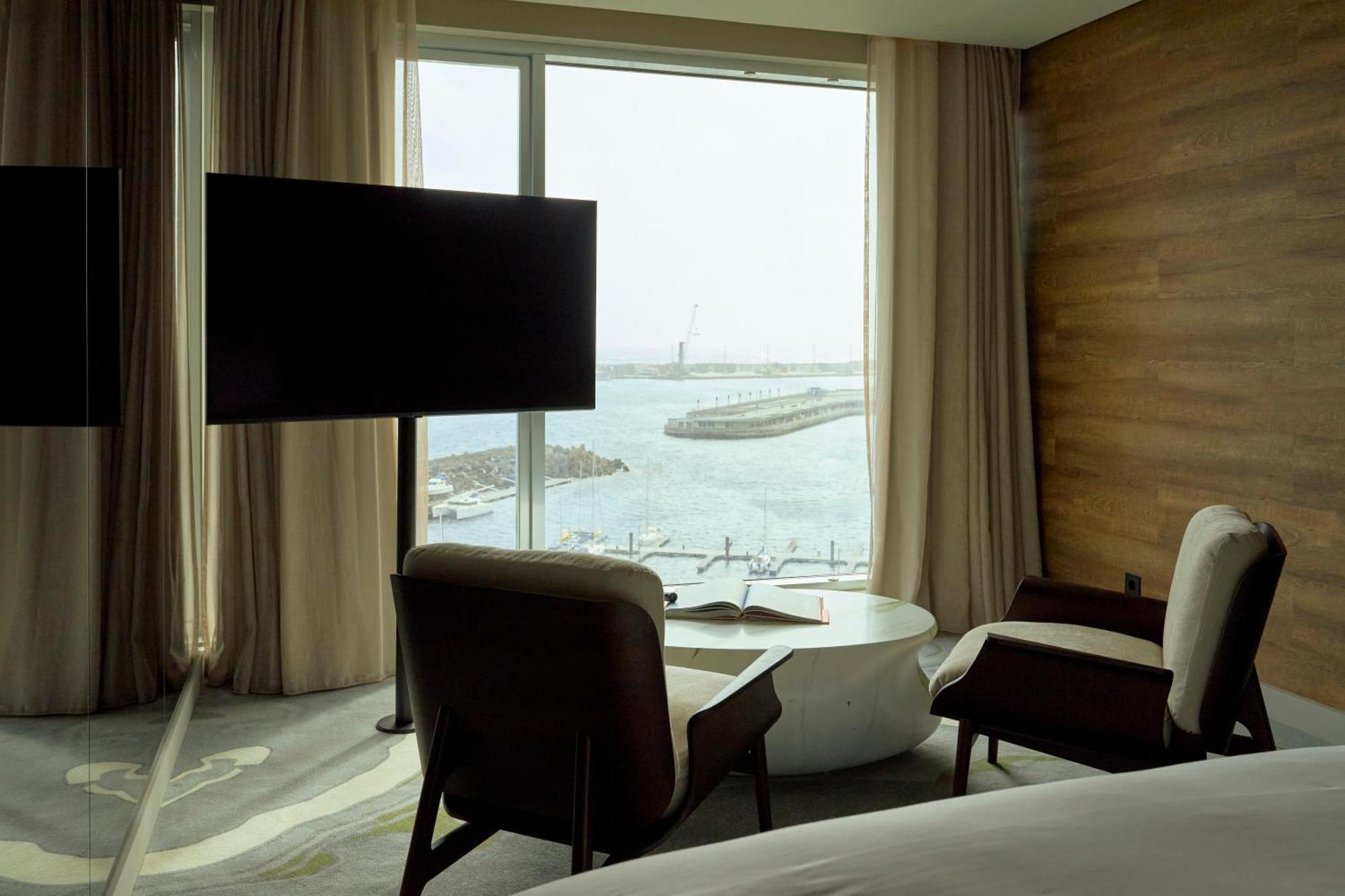 Hotel Octant Ponta Delgada Exteriér fotografie A room at the hotel